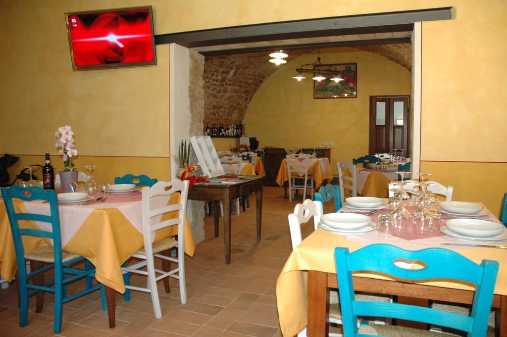 Agriturismo Casale La Palombara Cerreto di Spoleto Exterior photo